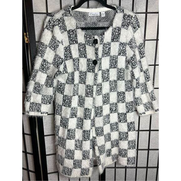 Kim Rogers white/Black Check Fuzzy Button Cardigan - Picture 1 of 5
